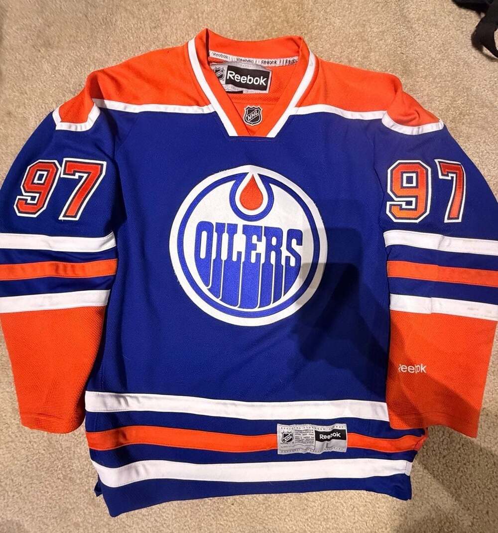 Reebok Connor McDavid Edmonton Oilers NHL Premier Home Hockey Jersey Size L